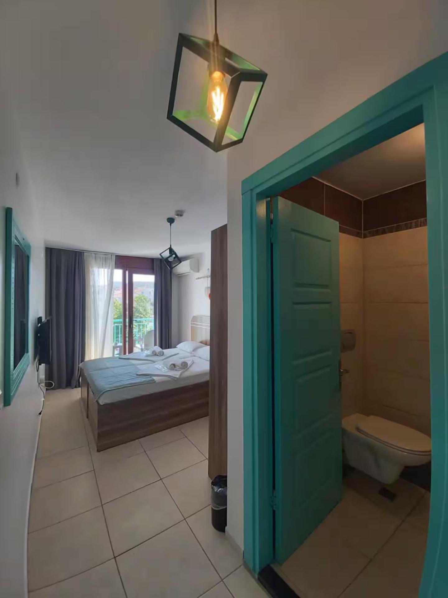Foca Mint Hotel Bagian luar foto