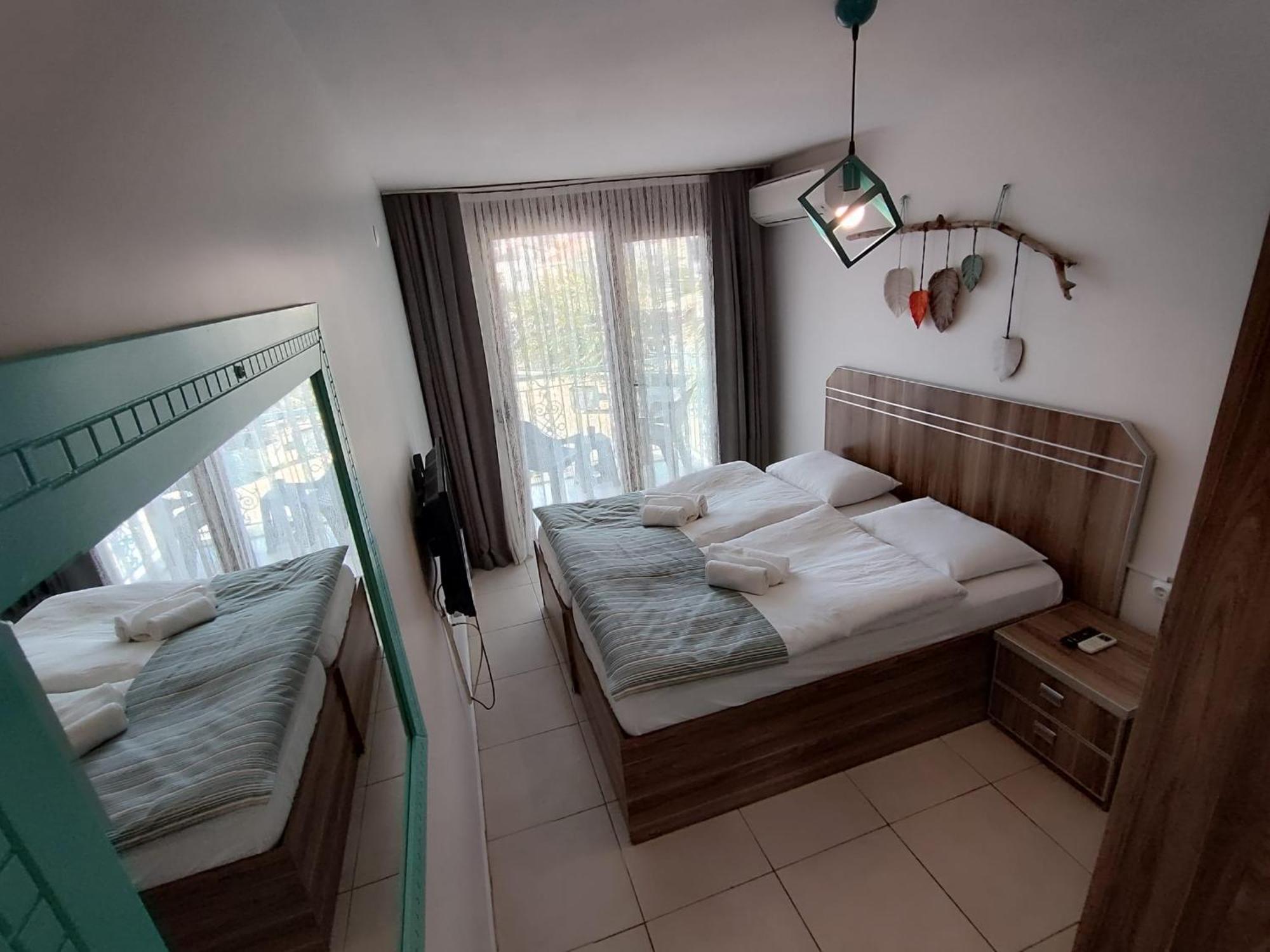 Foca Mint Hotel Bagian luar foto