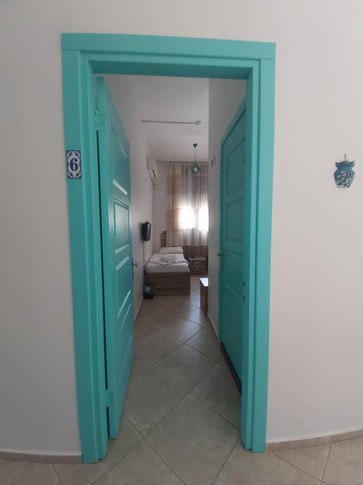 Foca Mint Hotel Bagian luar foto
